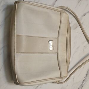 Elegant Cream Shoulder Bag
